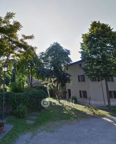 Villa in residenziale in Via San Polo 19