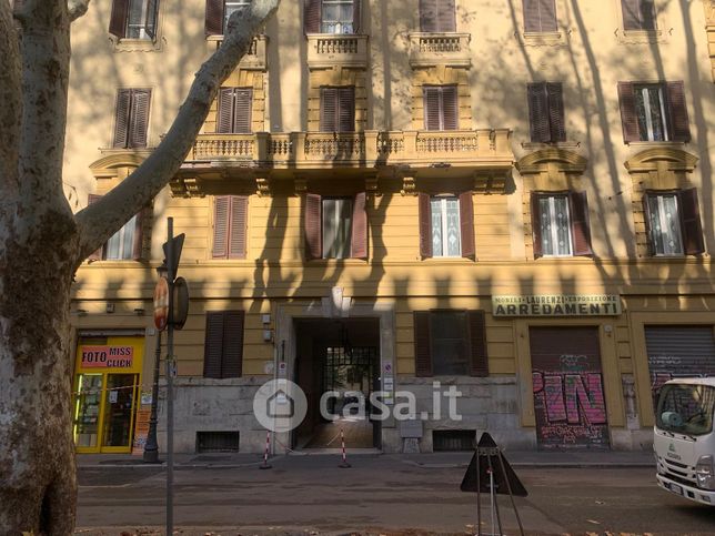 Ufficio in commerciale in Viale delle Milizie