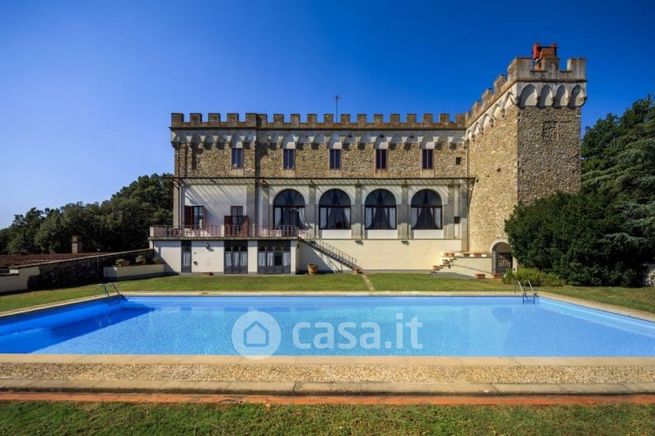 Villa in residenziale in Piazza di Santa Maria Novella 8