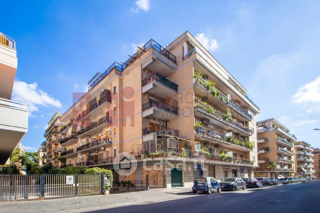 Appartamento in residenziale in Via Franco Sacchetti