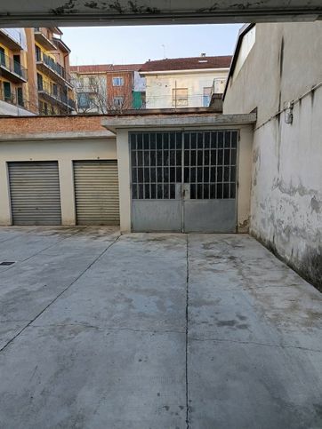 Garage/posto auto in residenziale in Via G. Alione 33