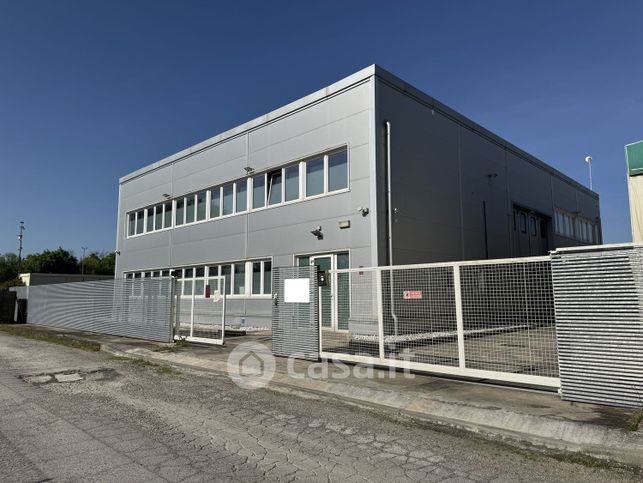 Capannone in commerciale in Via dell'Industria 10 -7