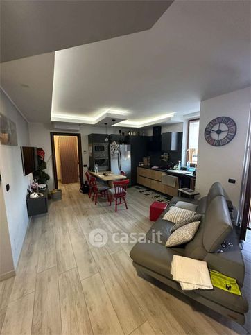 Appartamento in residenziale in Via Cesare CantÃ¹ 23