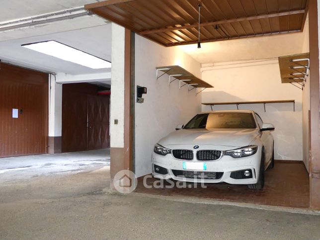 Garage/posto auto in residenziale in Corso Casale 422