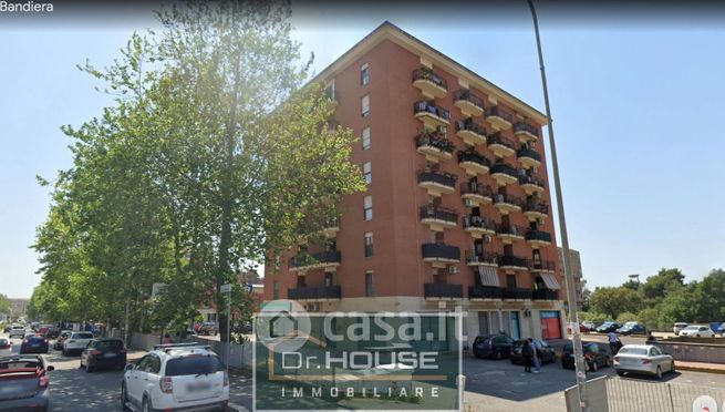 Appartamento in residenziale in Via Fratelli Bandiera