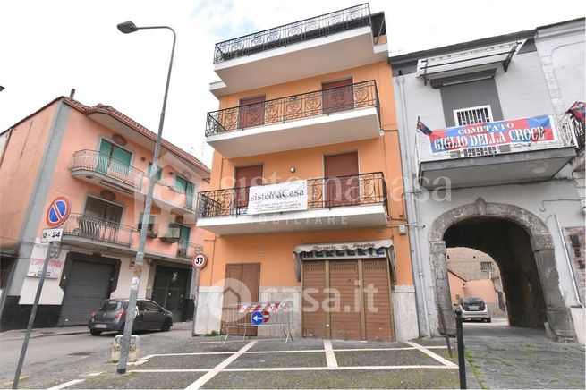 Ufficio in commerciale in 