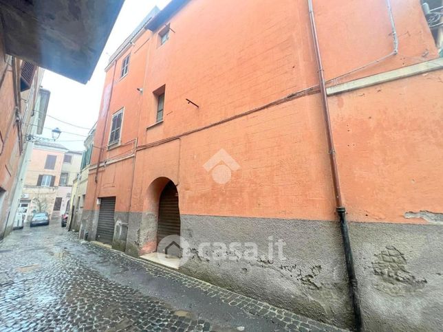 Garage/posto auto in residenziale in Via del Merangolo 2