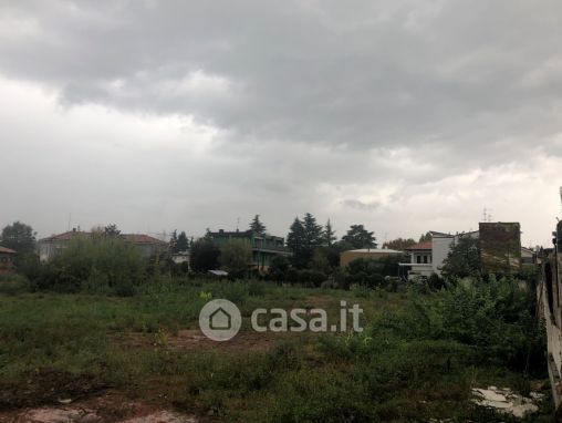 Terreno edificabile in residenziale in Via Luigi Cadorna 5
