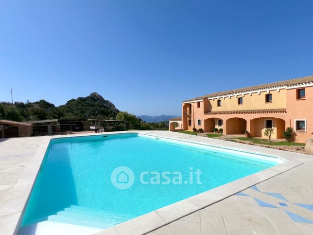 Appartamento in residenziale in Via Monti Tundi
