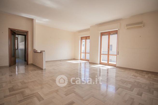 Appartamento in residenziale in Via Luigi Spagna 50
