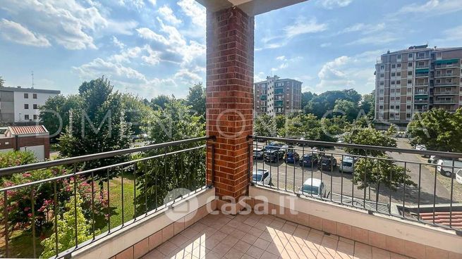 Appartamento in residenziale in Piazza Pier Vittorio Tondelli