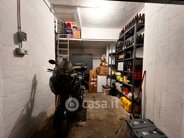 Garage/posto auto in residenziale in Via Giovanni Servettaz