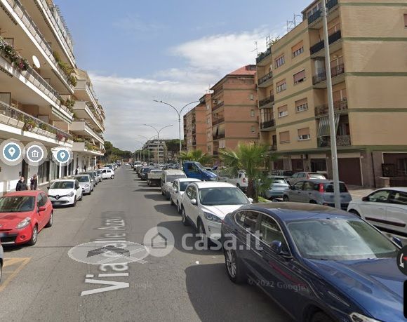 Garage/posto auto in residenziale in Via delle Azzorre