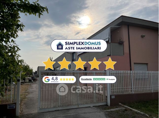 Appartamento in residenziale in Via Norma Parenti