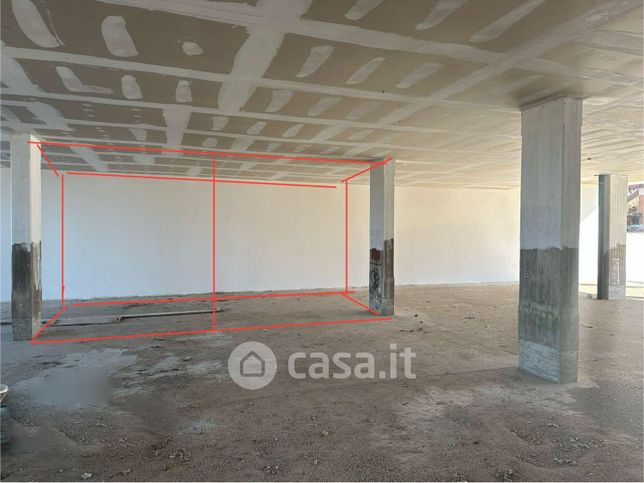 Box/posto auto in residenziale in Via Alberto dalla Chiesa