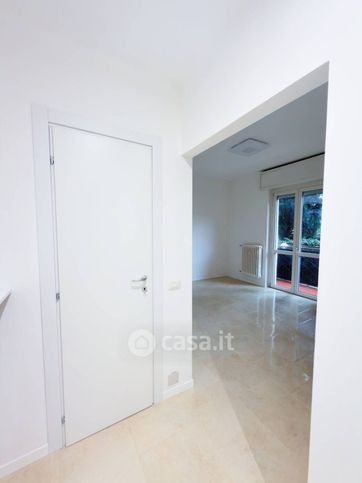 Appartamento in residenziale in Via Alfonso Casati 24