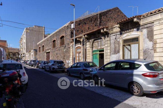 Villetta a schiera in residenziale in Via de Branca 31