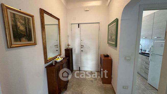 Appartamento in residenziale in Via Nepi 8