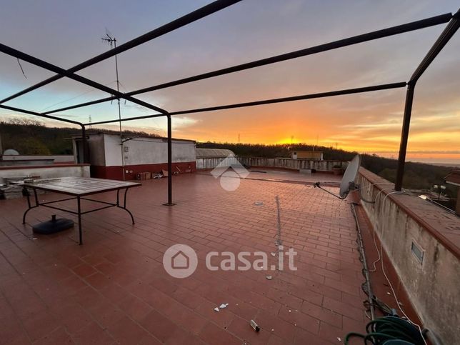 Appartamento in residenziale in Via Recca 45