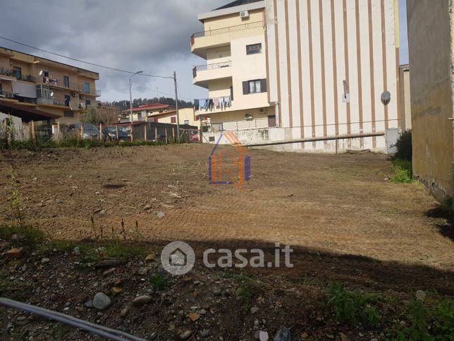 Terreno edificabile in residenziale in Via Ancona