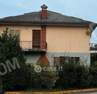 Casa indipendente in residenziale in Via Brescia 52