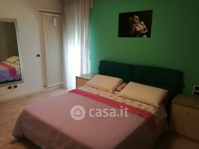 Appartamento in residenziale in Viale Regina Elena