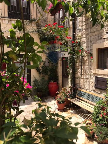 Casa indipendente in residenziale in Via San Vincenzo
