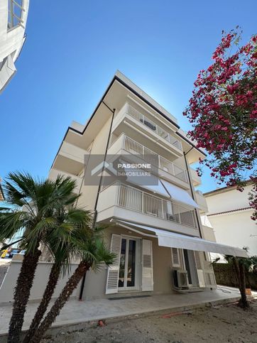 Appartamento in residenziale in Via Firenze 4