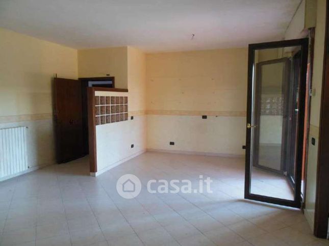 Appartamento in residenziale in Via Piemonte 10