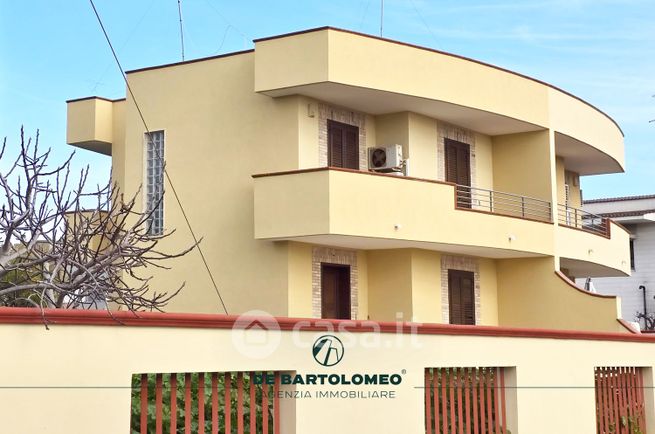 Appartamento in residenziale in Via Carlo Cacace 347