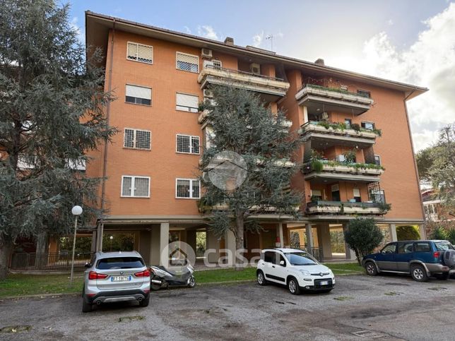 Appartamento in residenziale in Via dei Serlupi 13