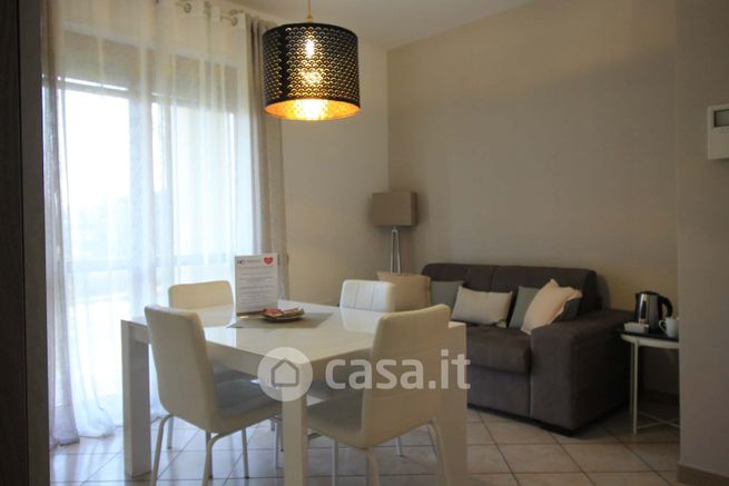 Appartamento in residenziale in Via Robecco 81