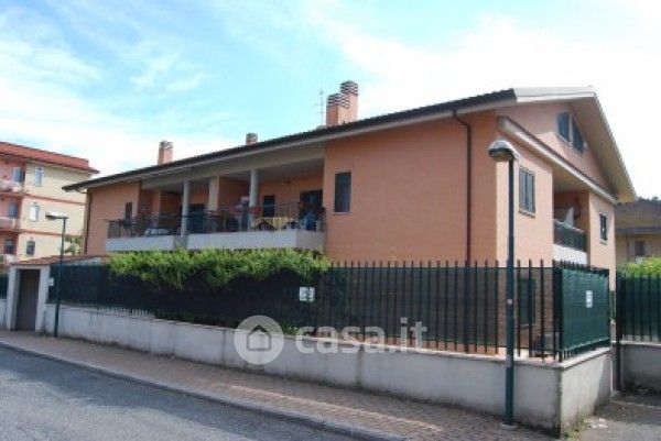 Appartamento in residenziale in Via Monasterace 70