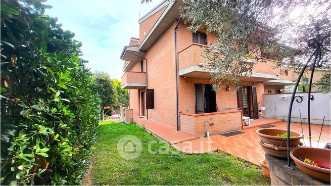 Villa in residenziale in 
