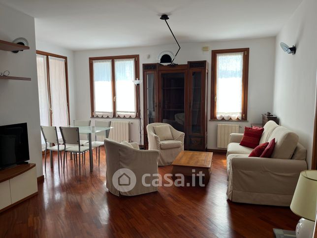 Appartamento in residenziale in Piazza Giovanni Falcone e Paolo Borsellino 1