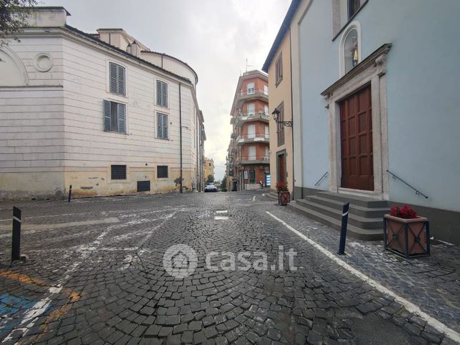 Appartamento in residenziale in Via Cairoli