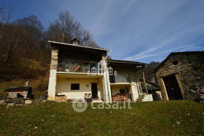 Casa indipendente in residenziale in Strada Senza Nome