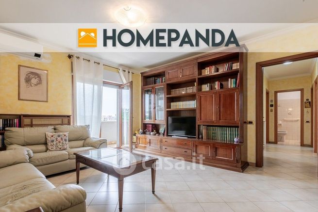 Appartamento in residenziale in Via Londra 25