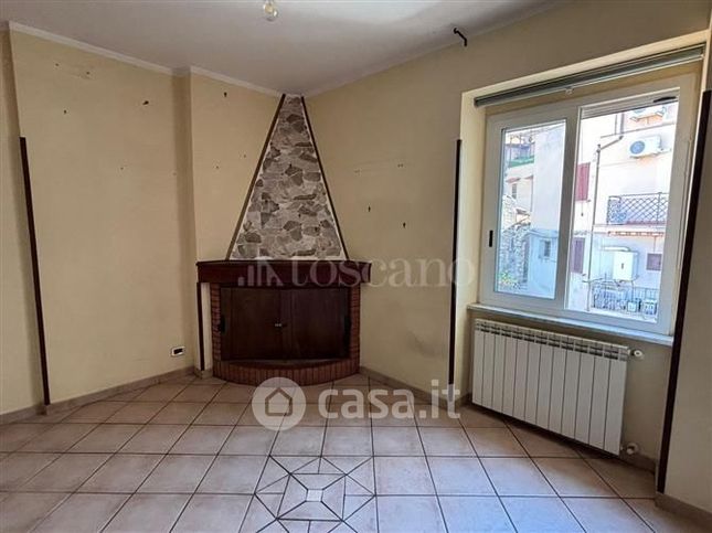Appartamento in residenziale in Via della Circonvallazione