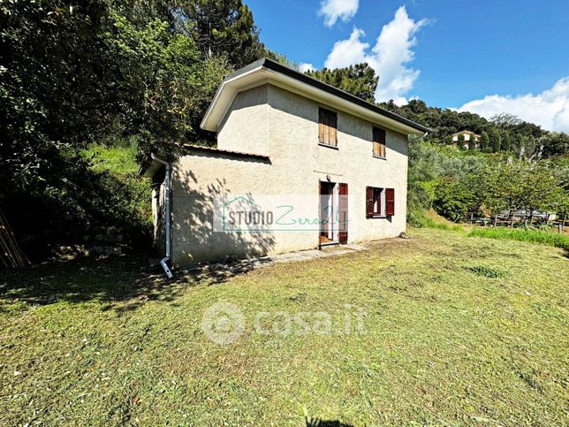 Rustico/casale in residenziale in Via Case di Gallè