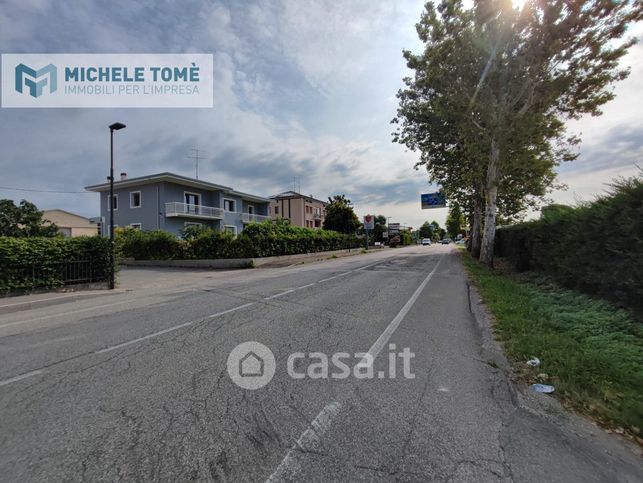 Terreno edificabile in residenziale in Via Casello