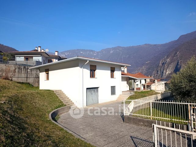 Villa in residenziale in Contrà Castelvecchio