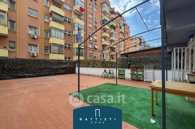Appartamento in residenziale in Via Giuseppe Veronese