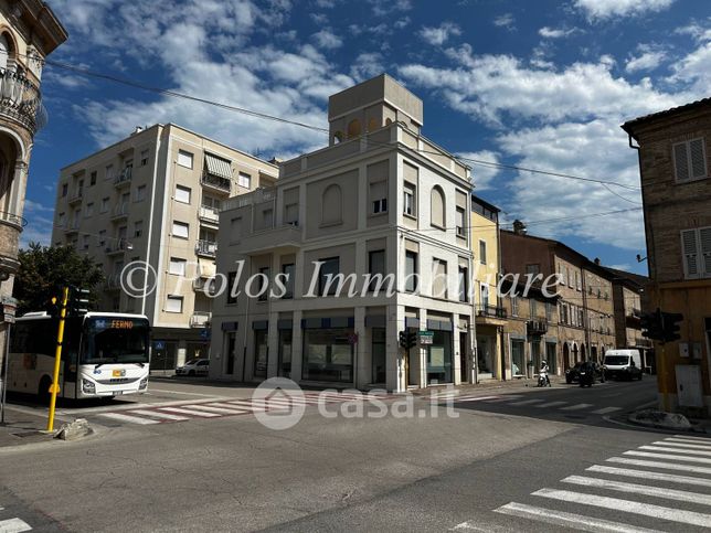 Ufficio in commerciale in