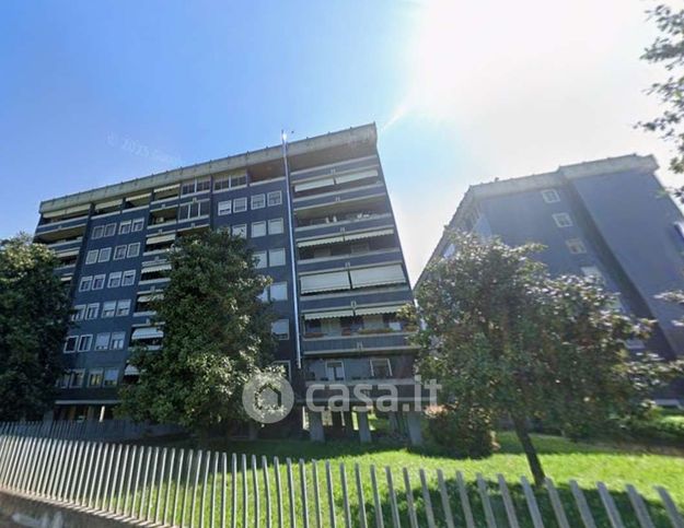 Attico/mansarda in residenziale in Viale Giulio Cesare 147
