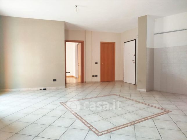 Appartamento in residenziale in Via Serra di Baccano 1