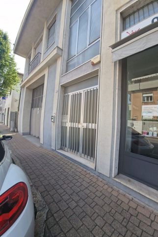 Ufficio in commerciale in Via Alessandro Volta