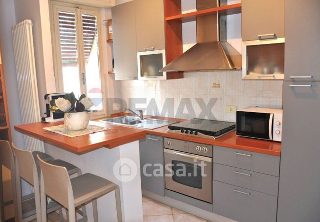 Appartamento in residenziale in Via Alessandro Manzoni 12