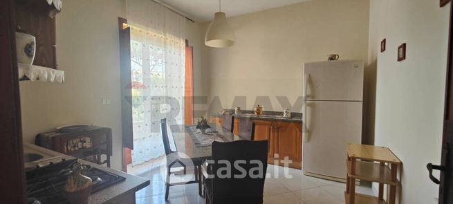 Appartamento in residenziale in Via Paolo Piccirillo 4