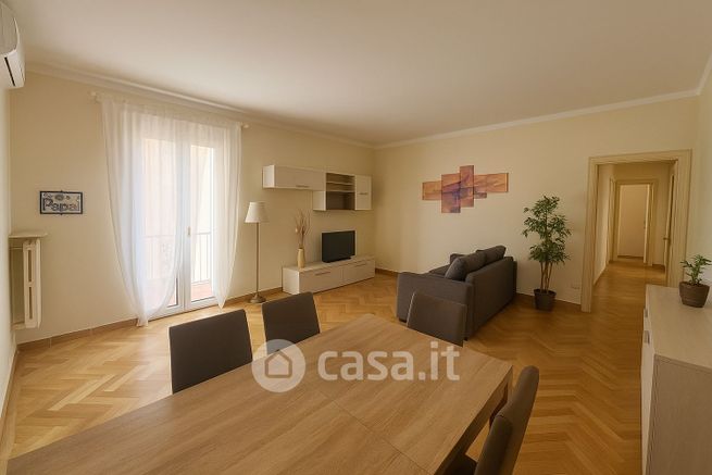 Appartamento in residenziale in Via Farini 5